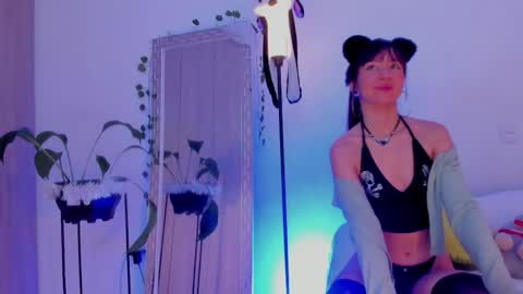 Snapshot of kimmcarter chatting on 6, 10, 2025 Kimm online show from 6, 10, 2025
