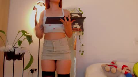Snapshot of kimmcarter chatting on 10, 10, 2025 Kimm online show from 10, 10, 2025