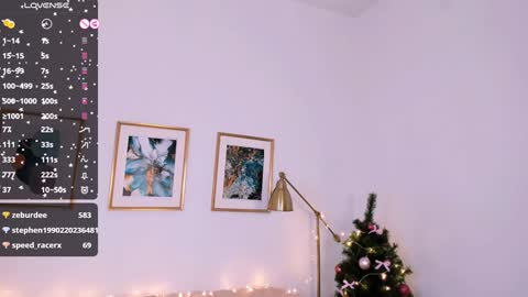 Snapshot of kimmie_shine chatting on 23, 12, 2024 Your Kimmie follow me online show from 23, 12, 2024