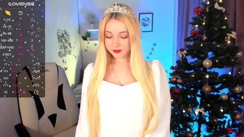 Snapshot of kimmie_shine chatting on 24, 12, 2024 Your Kimmie follow me online show from 24, 12, 2024