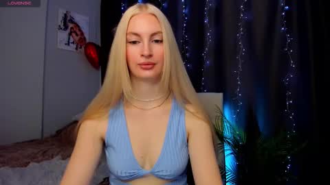 kimmy1_powell online show from 23, 10, 2025