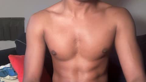 Snapshot of kinda_horny_right_now chatting on 11, 6, 2026 Isaac online show from 11, 6, 2026