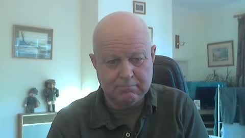 Snapshot of kindahairy4u chatting on 29, 12, 2024 kindahairy4u online show from 29, 12, 2024