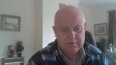 kindahairy4u online show from 9, 11, 2025