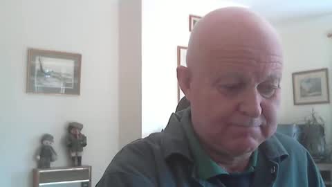 kindahairy4u online show from 6, 4, 2026