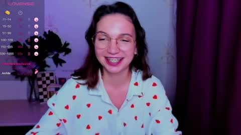 Hazel online show from 12, 7, 2026