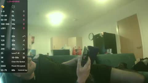 Snapshot of king_asa chatting on 11, 4, 2026 Aidan online show from 11, 4, 2026