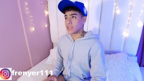 Snapshot of king_azahell chatting on 26, 2, 2025 king help me reach 100 likes online show from 26, 2, 2025