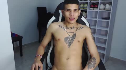 Snapshot of king_bryan19 chatting on 2, 1, 2025 bryan online show from 2, 1, 2025