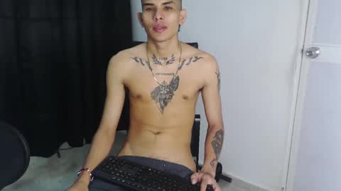 Snapshot of king_bryan19 chatting on 10, 1, 2025 bryan online show from 10, 1, 2025