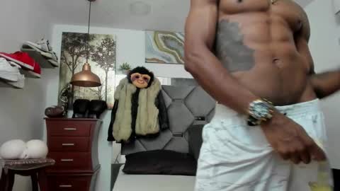 Snapshot of king_fitt_ chatting on 29, 11, 2025 HOT MEN BLACK online show from 29, 11, 2025