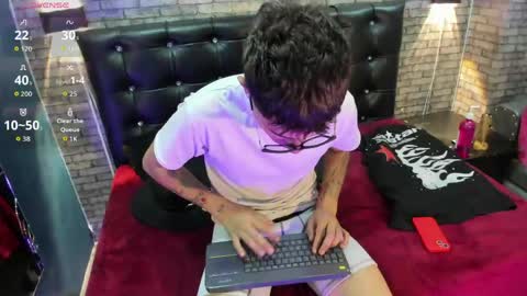 Snapshot of king_luxury chatting on 16, 5, 2026 King luxury online show from 16, 5, 2026