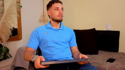 Snapshot of king_meruem chatting on 30, 4, 2026 king_meruem online show from 30, 4, 2026