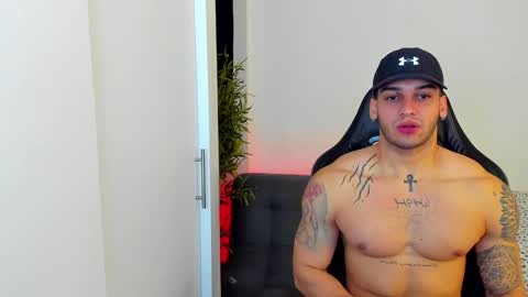 king_of_kings__ online show from 13, 12, 2024