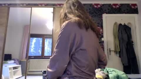 Snapshot of kingandprincess chatting on 27, 6, 2026 sexysexyhotwetpinkredpussy online show from 27, 6, 2026
