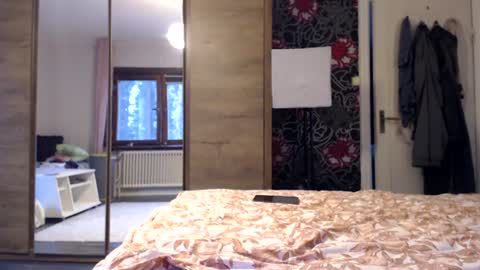 Snapshot of kingandprincess chatting on 5, 7, 2026 sexysexyhotwetpinkredpussy online show from 5, 7, 2026