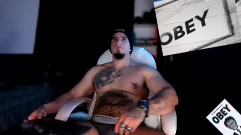 King Bear online show from 5, 2, 2025