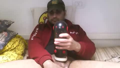 Snapshot of kingcorvo82 chatting on 4, 12, 2025 ivano corona online show from 4, 12, 2025