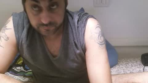 Snapshot of kingcorvo82 chatting on 6, 4, 2026 ivano corona online show from 6, 4, 2026