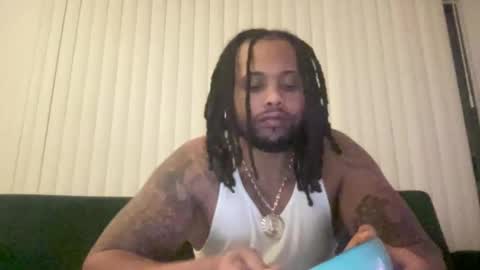 Snapshot of kingdabiggest chatting on 8, 11, 2025 KingDaBiggest online show from 8, 11, 2025