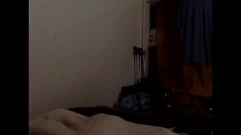 Snapshot of kinglibra420 chatting on 11, 10, 2025 loyal fuck online show from 11, 10, 2025