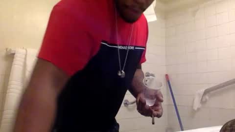 Snapshot of kinglibra420 chatting on 18, 12, 2025 loyal fuck online show from 18, 12, 2025