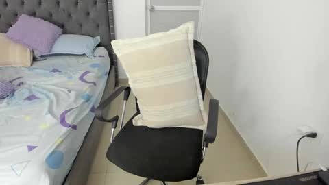 DOMINANT ALPHA KINGS online show from 8, 10, 2025