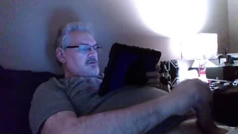 kingtongue10 online show from 10, 12, 2024