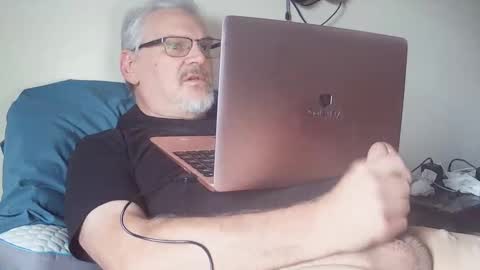 kingtongue10 online show from 22, 11, 2025