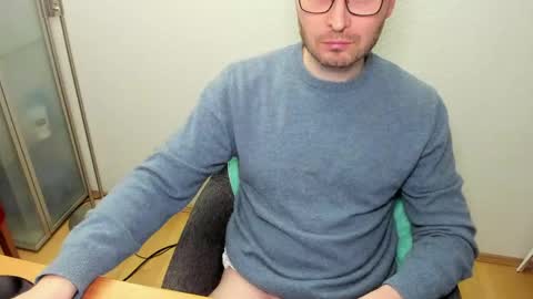 Snapshot of kinksubbydubby chatting on 15, 4, 2026 kinksubbydubby online show from 15, 4, 2026
