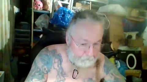 Snapshot of kinktattoos1369 chatting on 24, 11, 2025 kinktattoos6969 online show from 24, 11, 2025