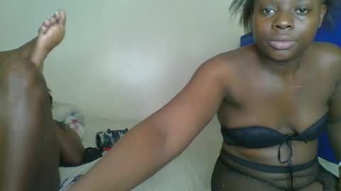 kinky_roey online show from 28, 2, 2025