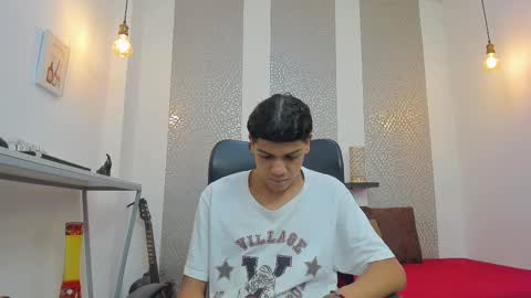 Snapshot of kinky_spice69 chatting on 14, 10, 2025 online show from 14, 10, 2025