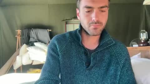 M online show from 6, 11, 2025