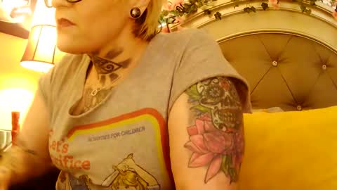 Snapshot of kinkypinkyplay2 chatting on 22, 12, 2025 Kinky Pinky online show from 22, 12, 2025