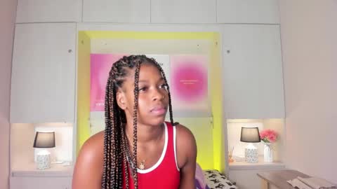 M A R A  online show from 11, 2, 2026