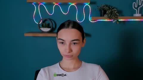 Snapshot of kira_light__ chatting on 21, 10, 2025 kira_light__ online show from 21, 10, 2025