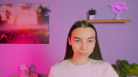 Snapshot of kira_light__ chatting on 2, 12, 2025 kira_light__ online show from 2, 12, 2025