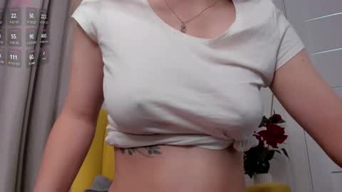 kira_little1 online show from 30, 11, 2025