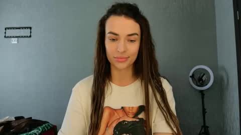 Snapshot of kira_love1 chatting on 15, 4, 2026 Kira love1 online show from 15, 4, 2026