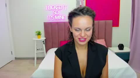 Snapshot of kira_steel chatting on 26, 6, 2026 KIRA online show from 26, 6, 2026