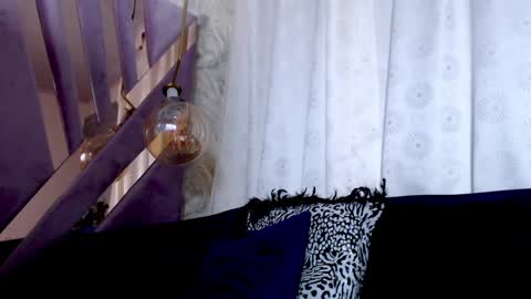 kiraawild online show from 14, 11, 2025