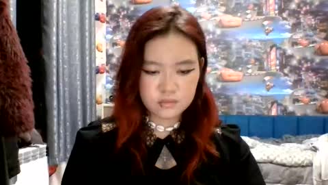 Snapshot of kiradrip chatting on 2, 11, 2025 Kira online show from 2, 11, 2025