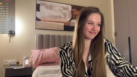 Kira online show from 12, 12, 2024