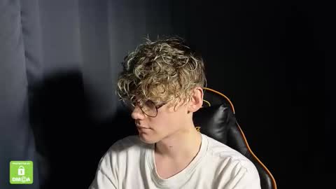 Snapshot of kirill_20_cm chatting on 13, 1, 2026 Kirill and Andrey online show from 13, 1, 2026