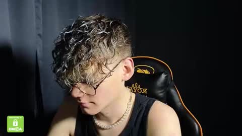 Snapshot of kirill_20_cm chatting on 15, 1, 2026 Kirill and Andrey online show from 15, 1, 2026