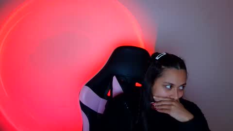 kiss_ameliaa online show from 23, 11, 2025