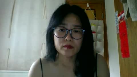kiss_silk online show from 15, 5, 2026