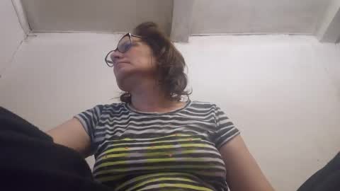 Snapshot of kissandvibe chatting on 29, 5, 2026 kissandvibe online show from 29, 5, 2026