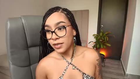 Snapshot of kisscocoaxo chatting on 22, 5, 2026 cocoa online show from 22, 5, 2026